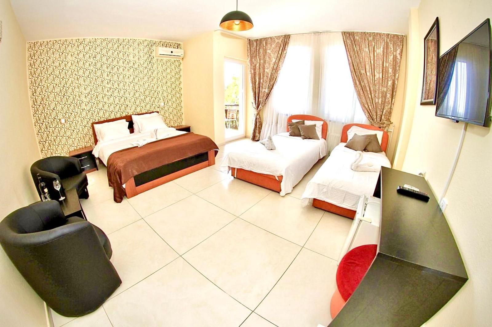 Hotel Lagadin Esterno foto