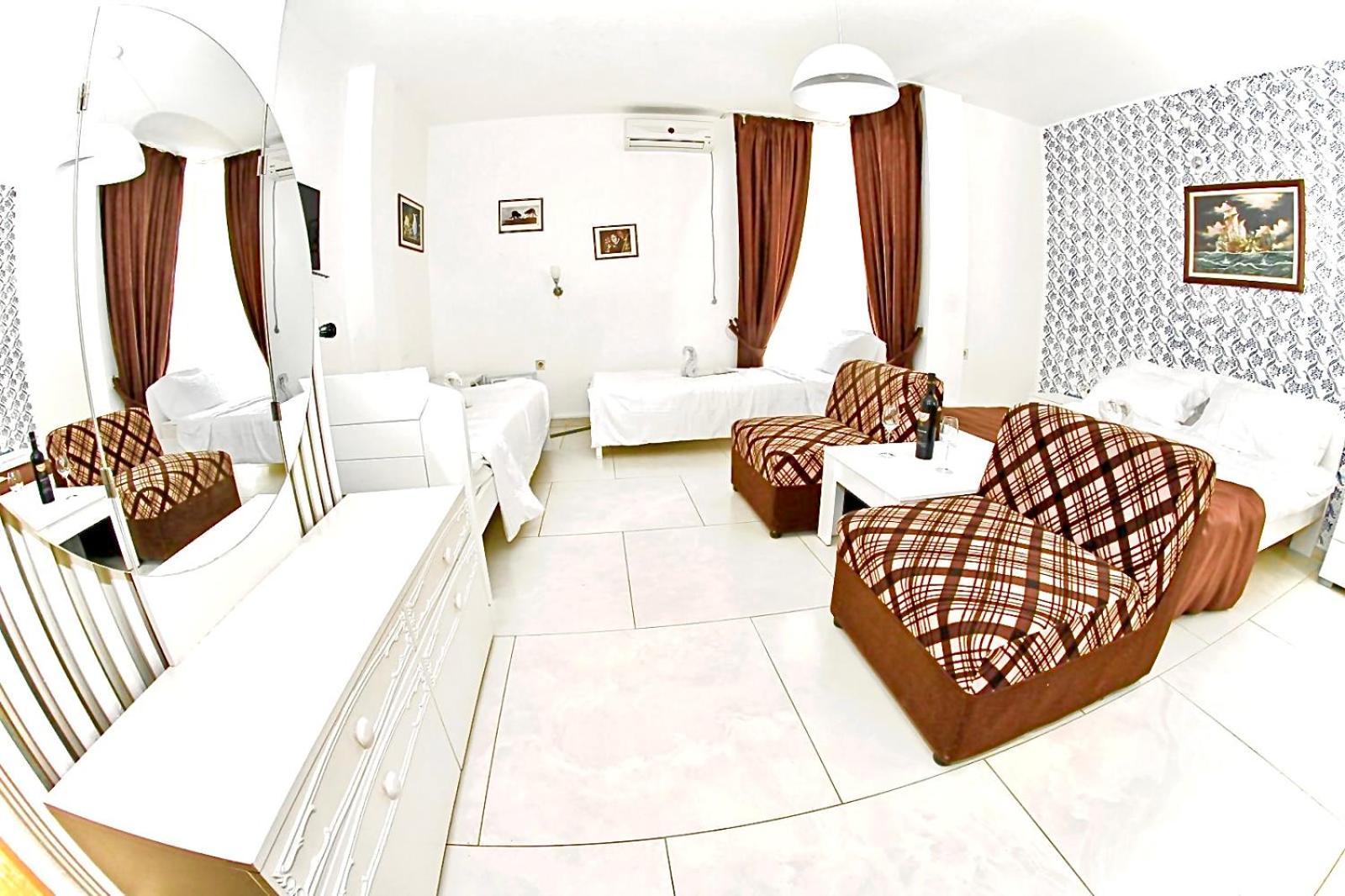 Hotel Lagadin Esterno foto