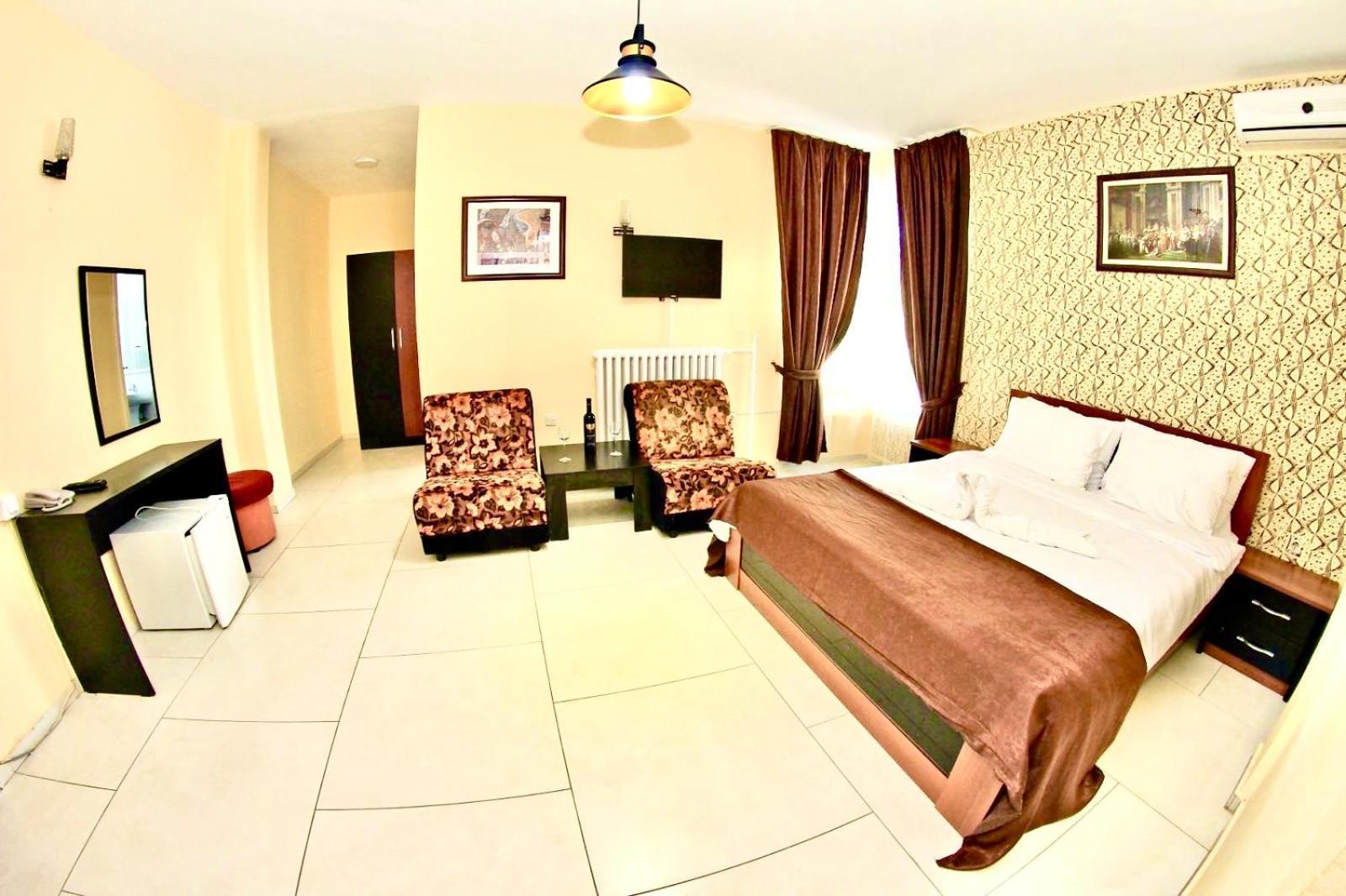 Hotel Lagadin Esterno foto