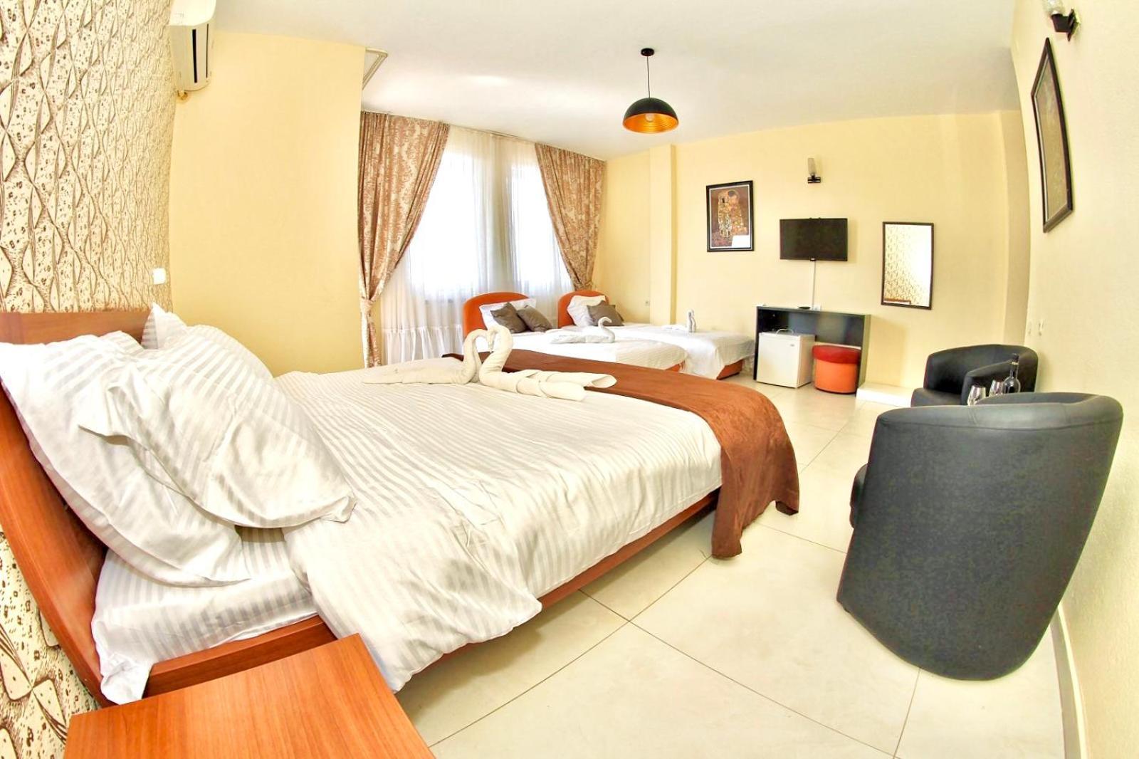 Hotel Lagadin Esterno foto